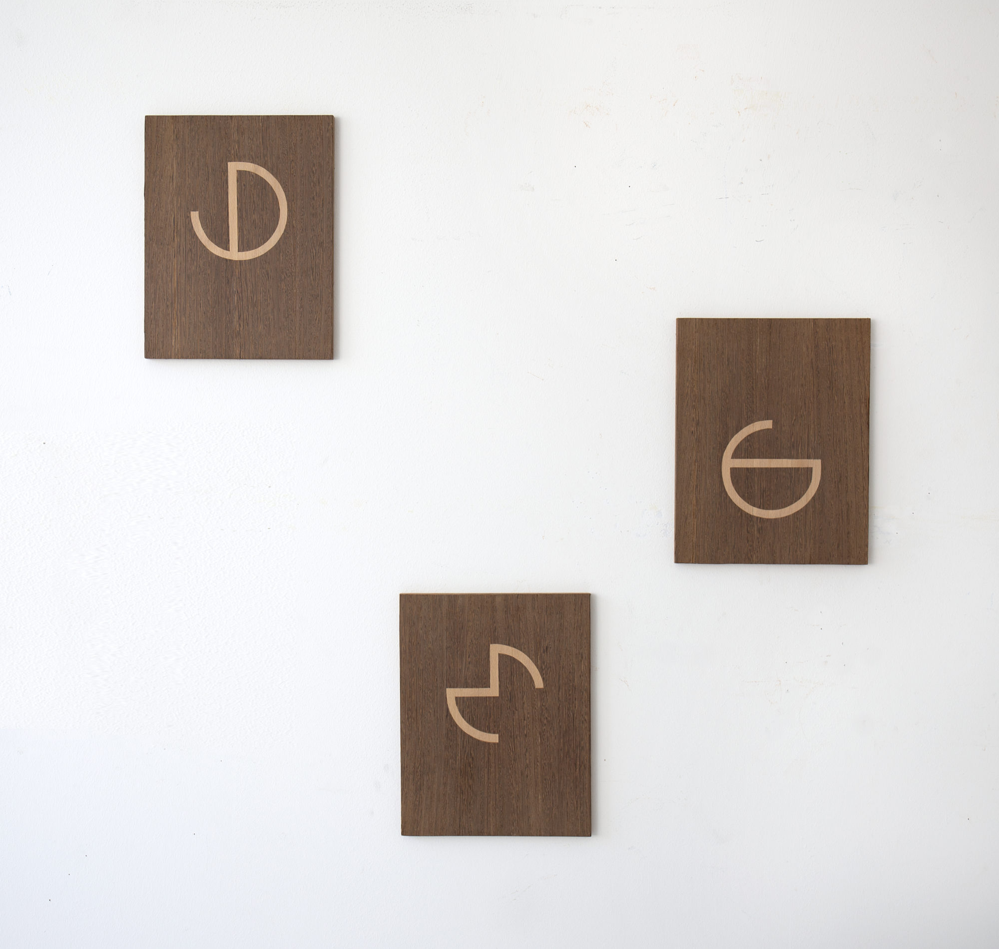 Hängung_Intarsien_Furnier auf MDF_e25x32cm_2020