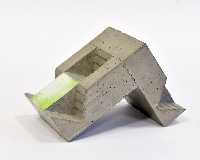Susanne Piotter, Artefakt No. 4, Beton, 2017, 21 x 13 x 13 cm_